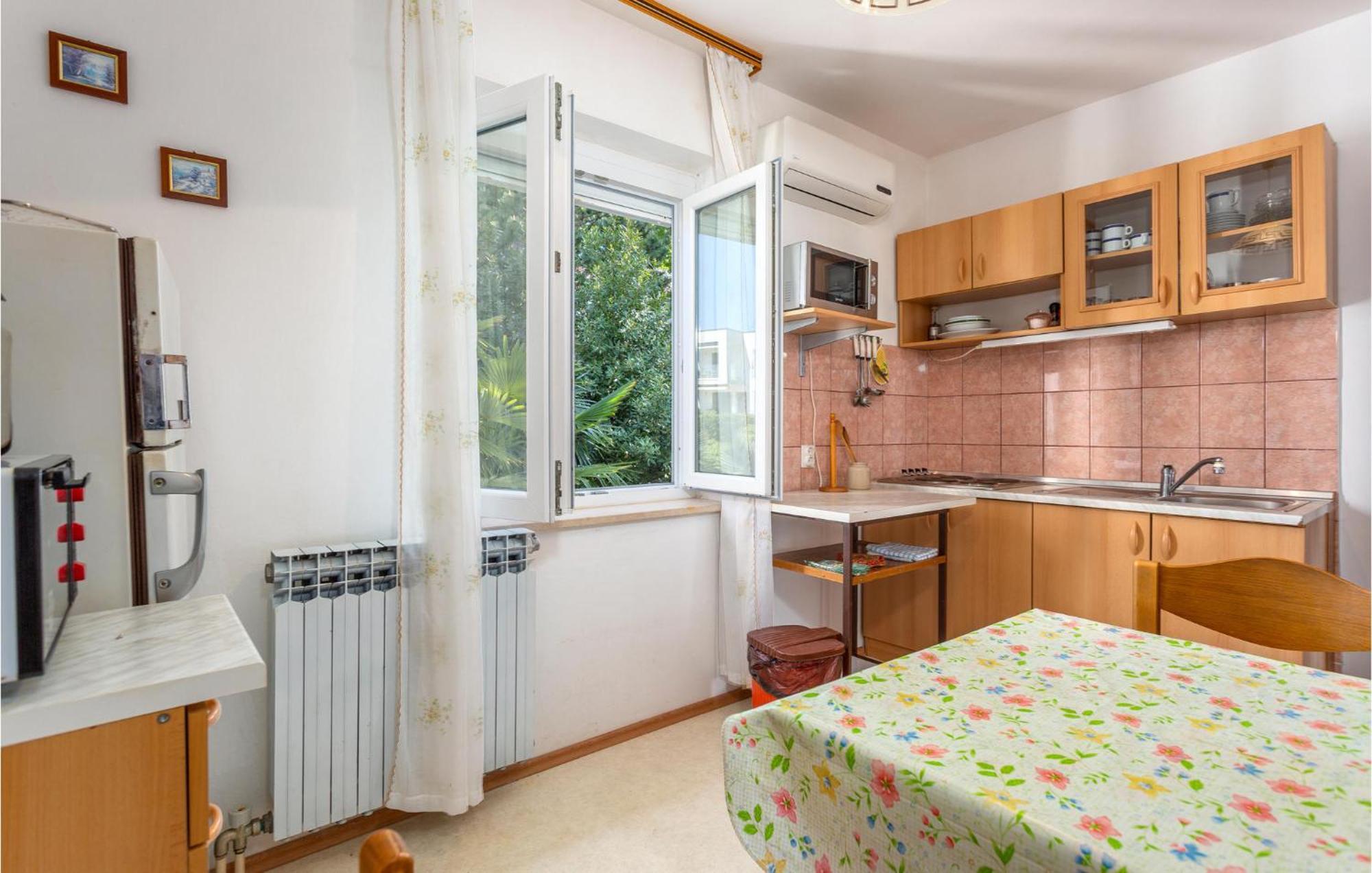Gorgeous Apartment In Vantacici With Wifi Esterno foto