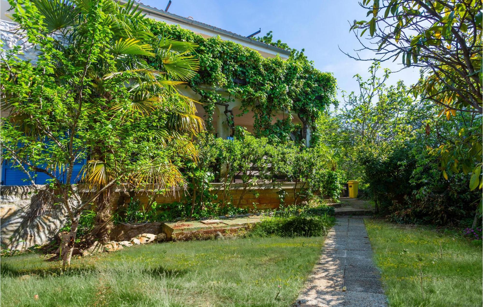 Gorgeous Apartment In Vantacici With Wifi Esterno foto