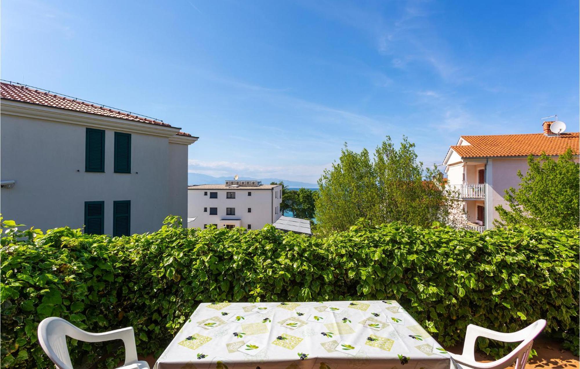 Gorgeous Apartment In Vantacici With Wifi Esterno foto